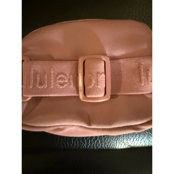 Lululemon Pink Belt Bag Everywhere Mini Pouch Key Chain Coin Purse‎ - Picture 5 of 9